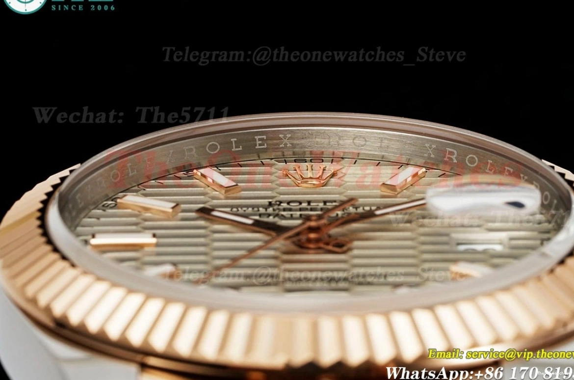 126331 A3235 Datejust Silver EWEF Textured 41mm Jub Stk SS RG 0325